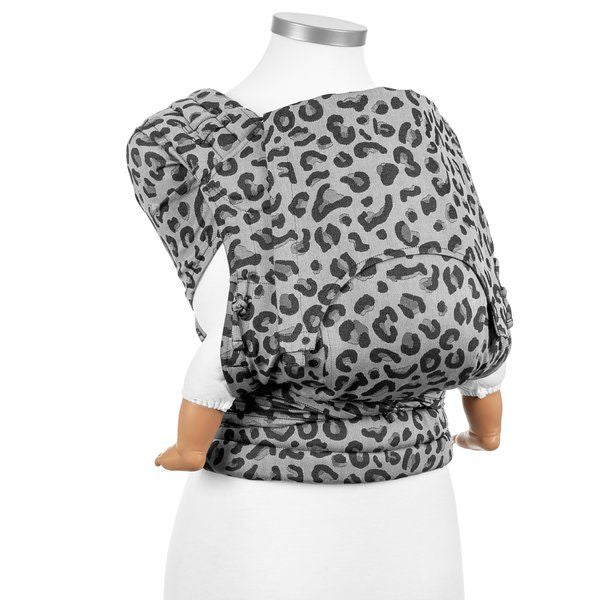Fidella Fly Tai Bärsel - Leopard Silver - Baby - Bärsel - MamaMilla
